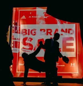 چرا اشتیاق افسارگسیخته‌ به کالای مجانی داریم؟